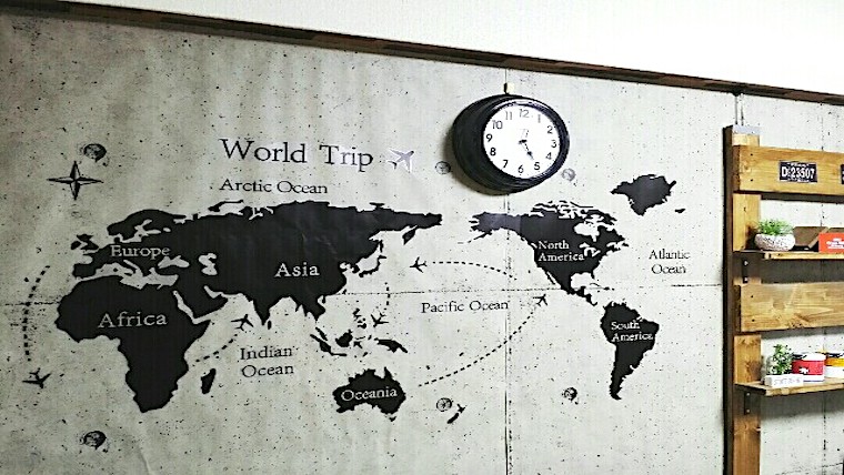 ニトリの世界地図ウォールステッカーのおしゃれな貼り方とアレンジ方法 Diyと暮らしを楽しむ