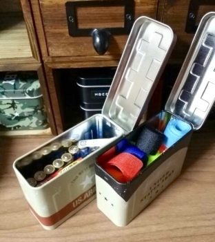 100均のミリタリー缶の開閉