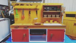 手作りのままごとキッチンセット