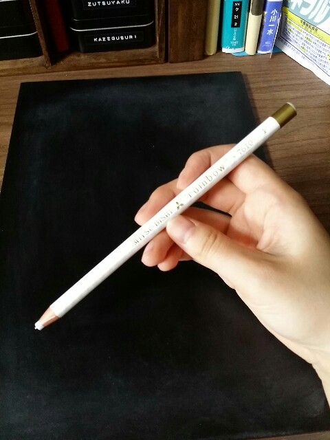 消せる色鉛筆