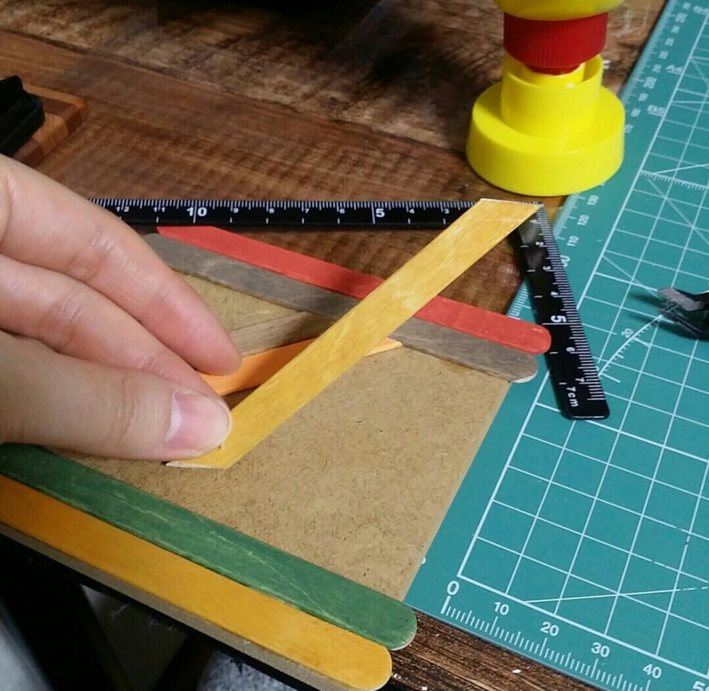 ヘリンボーンを100均DIYで作る手順