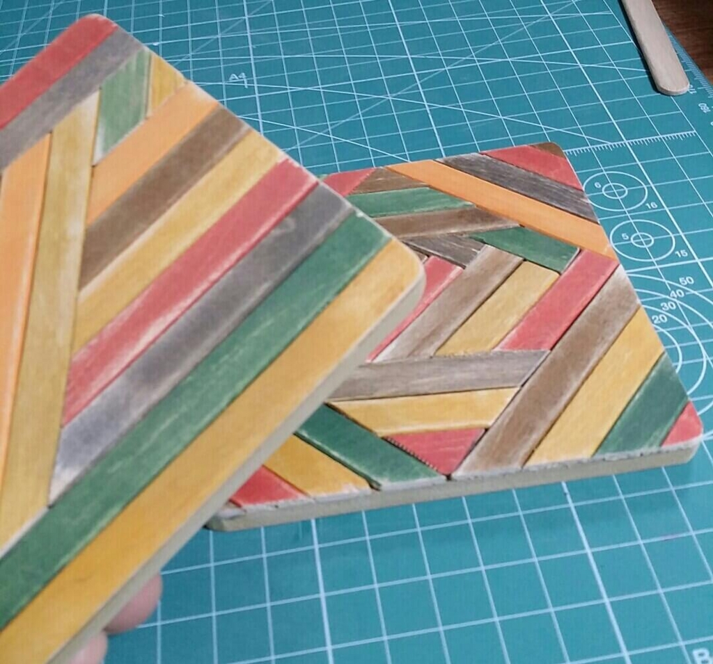 100均DIYで作ったヘリンボーンコースター f:id:mai-19820911:20170228001854j:plain