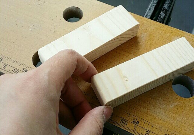 木製取っ手を作る端材